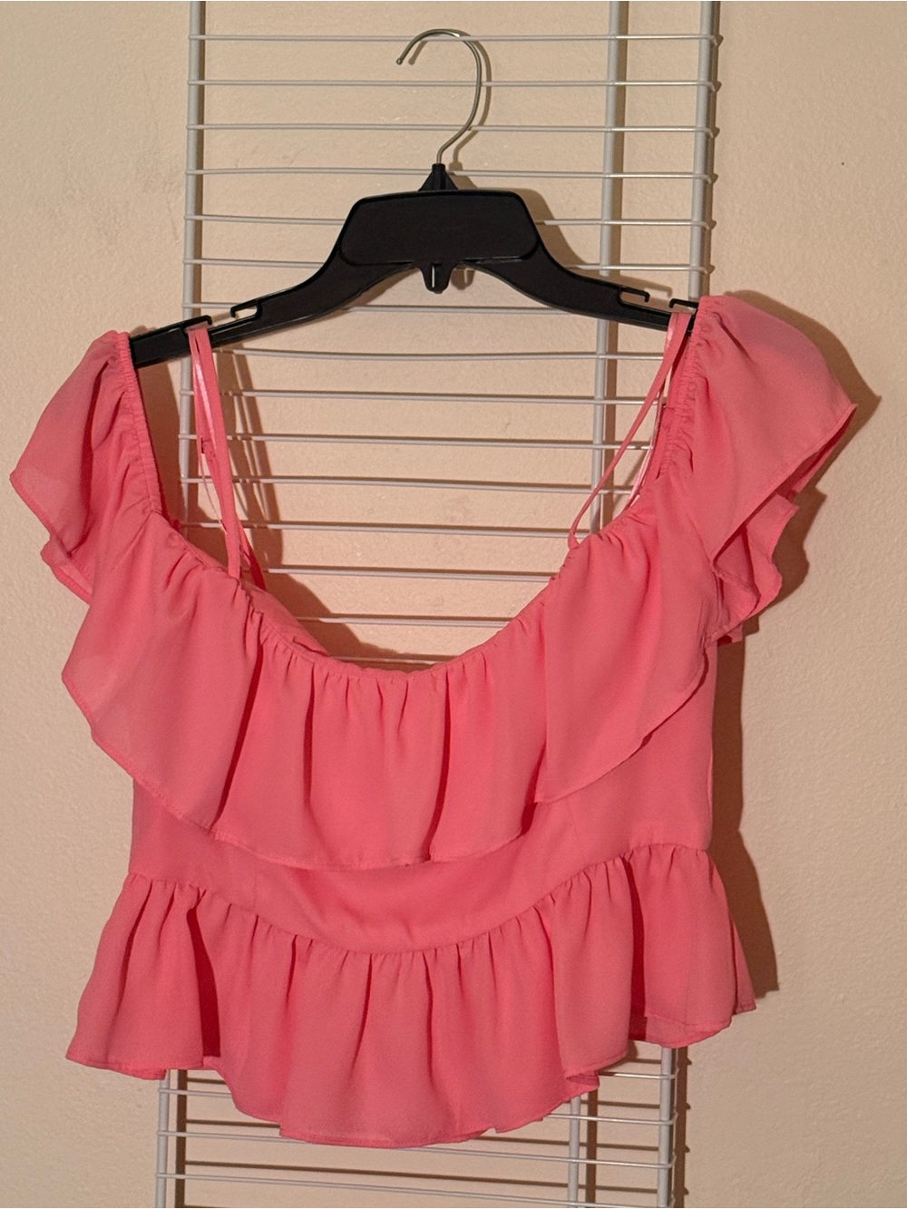 STATE Pink Ruffle Off-Shoulder Crop Top